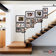Wall of 12 Frames - WO12F04 - 2005